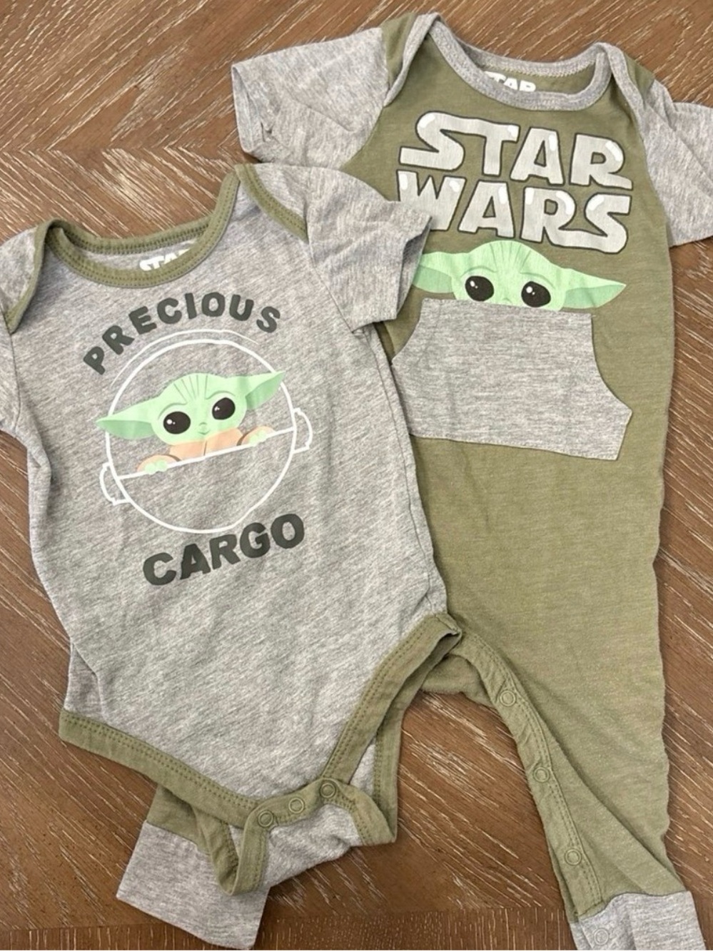 Star Wars Baby Yoda set size 12 months